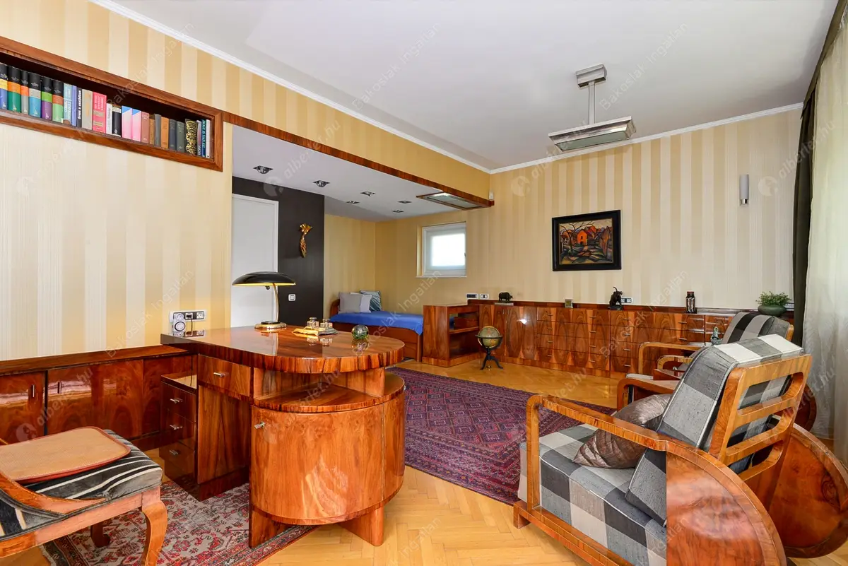 Kiadó albérlet 2479000 Ft/hó áron: Budapest, II. kerület  Mandula utca. Mérete: 320 nm, 5 szobás | Alberlet.hu - 4452238