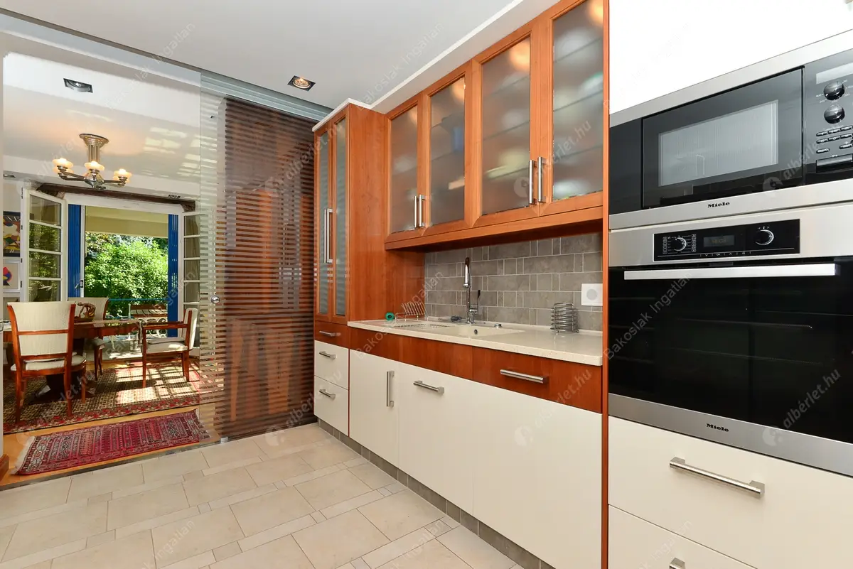 Kiadó albérlet 2479000 Ft/hó áron: Budapest, II. kerület  Mandula utca. Mérete: 320 nm, 5 szobás | Alberlet.hu - 4452245