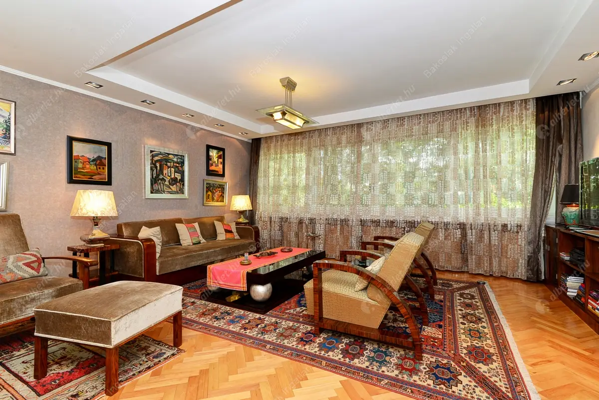 Kiadó albérlet 2479000 Ft/hó áron: Budapest, II. kerület  Mandula utca. Mérete: 320 nm, 5 szobás | Alberlet.hu - 4452250