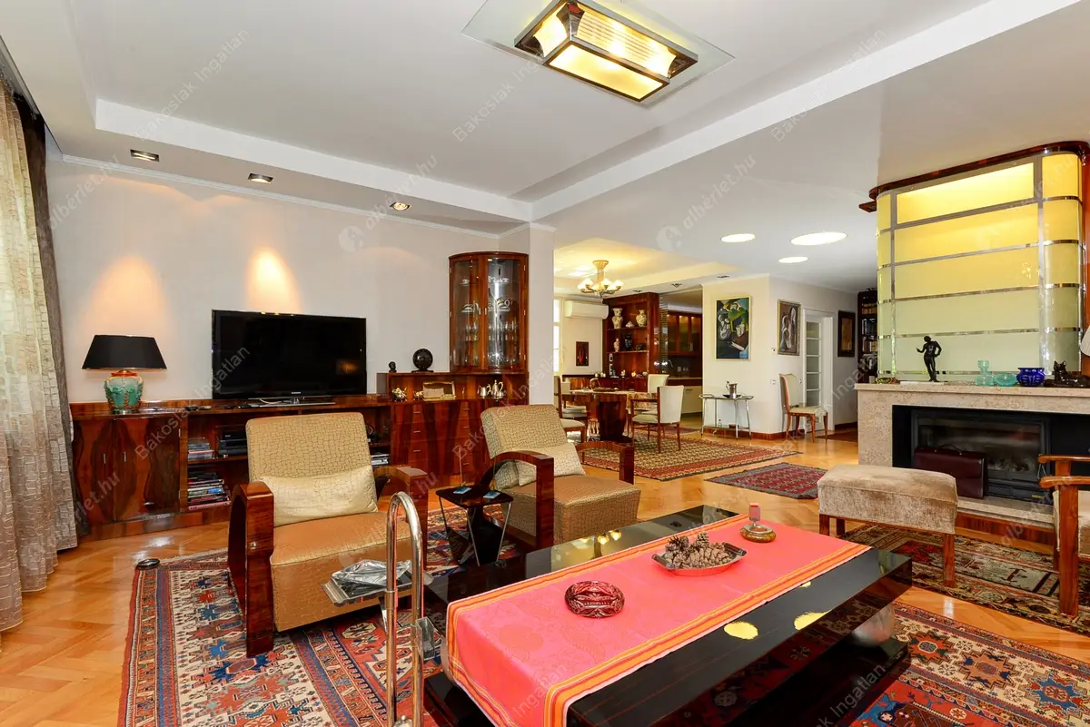 Kiadó albérlet 2479000 Ft/hó áron: Budapest, II. kerület  Mandula utca. Mérete: 320 nm, 5 szobás | Alberlet.hu - 4452251