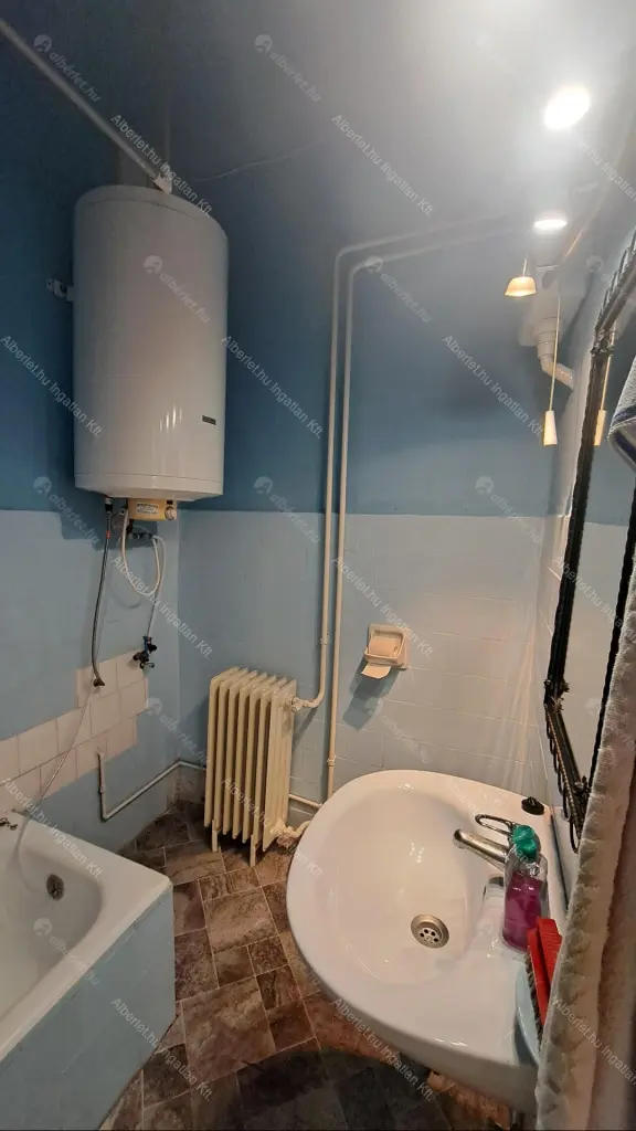 Kiadó albérlet 300000 Ft/hó áron: Budapest, II. kerület  Marczibányi tér. Mérete: 70 nm, 1 szobás | Alberlet.hu - 6694538