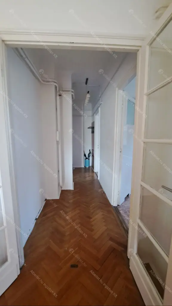 Kiadó albérlet 300000 Ft/hó áron: Budapest, II. kerület  Marczibányi tér. Mérete: 70 nm, 1 szobás | Alberlet.hu - 6694541