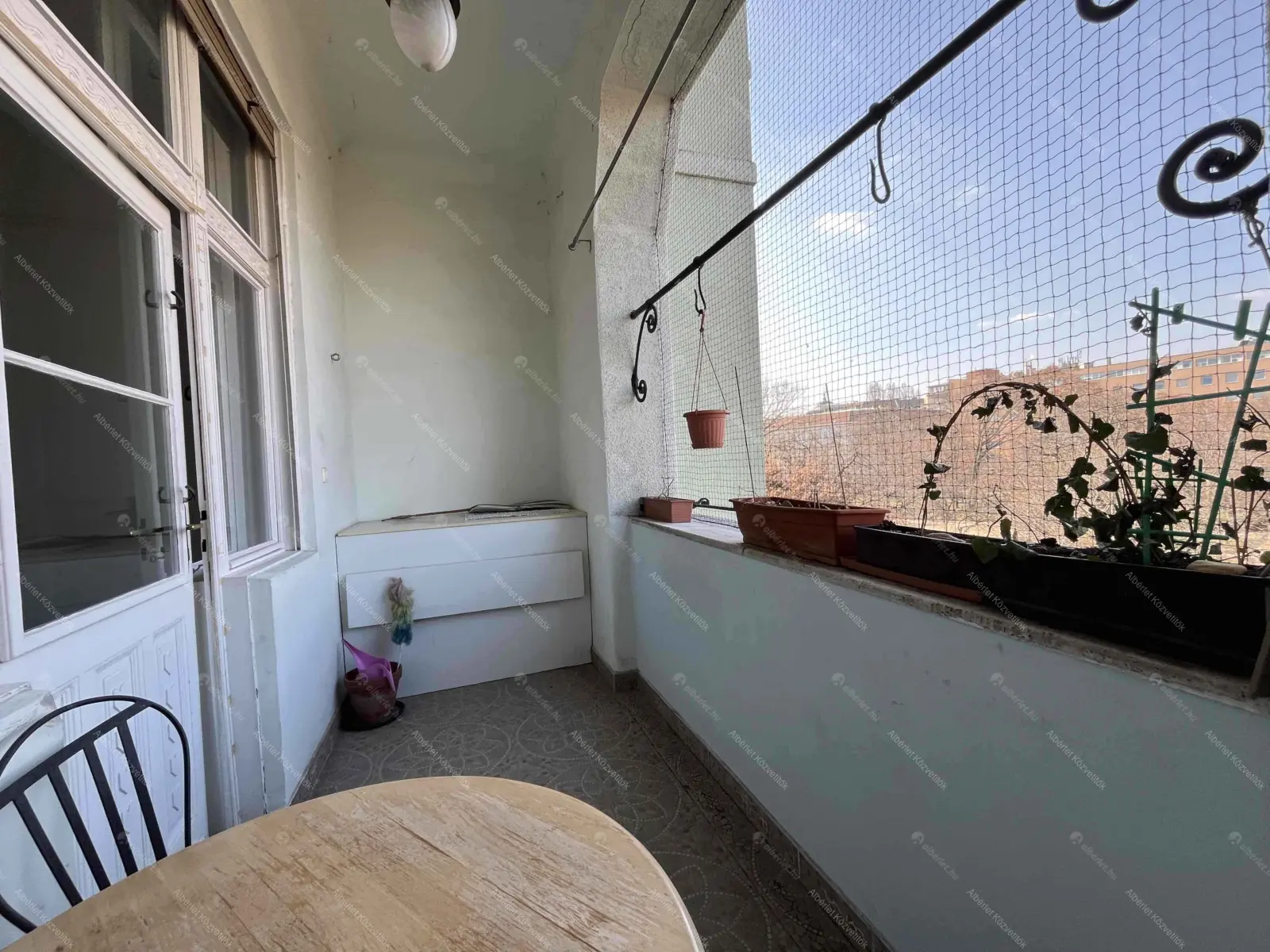 Kiadó albérlet 360000 Ft/hó áron: Budapest, II. kerület  Margit körút. Mérete: 102 nm, 3 szobás | Alberlet.hu - 6703865