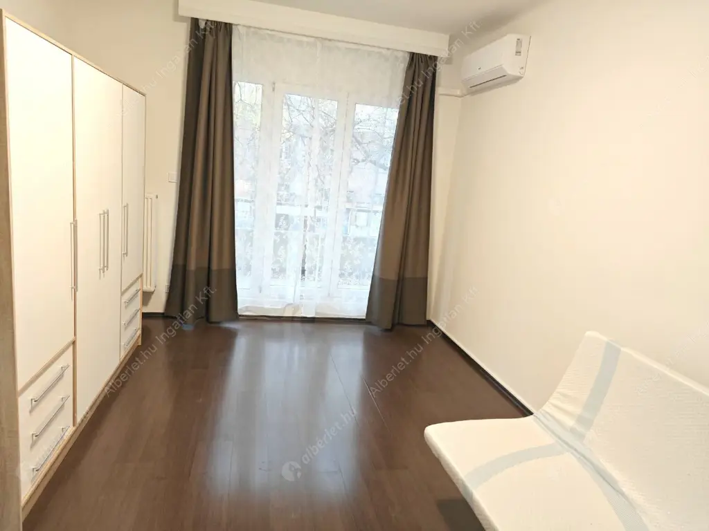 Kiadó albérlet 220000 Ft/hó áron: Budapest, II. kerület  Margit körút. Mérete: 30 nm, 1 szobás | Alberlet.hu - 6603062