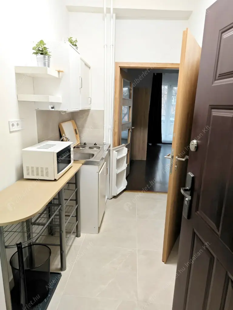 Kiadó albérlet 220000 Ft/hó áron: Budapest, II. kerület  Margit körút. Mérete: 30 nm, 1 szobás | Alberlet.hu - 6603063