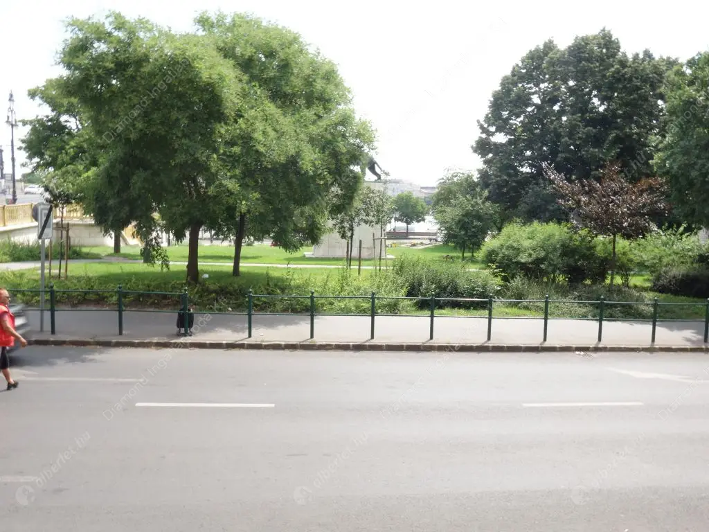 Kiadó albérlet 462000 Ft/hó áron: Budapest, II. kerület  Margit körút. Mérete: 83 nm, 3 szobás | Alberlet.hu - 5748188