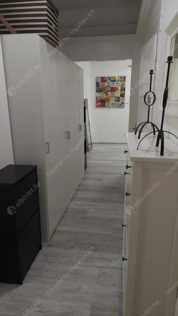 Kiadó albérlet 350000 Ft/hó áron: Budapest, II. kerület  Margit körút. Mérete: 93 nm, 3 szobás | Alberlet.hu - 6618680