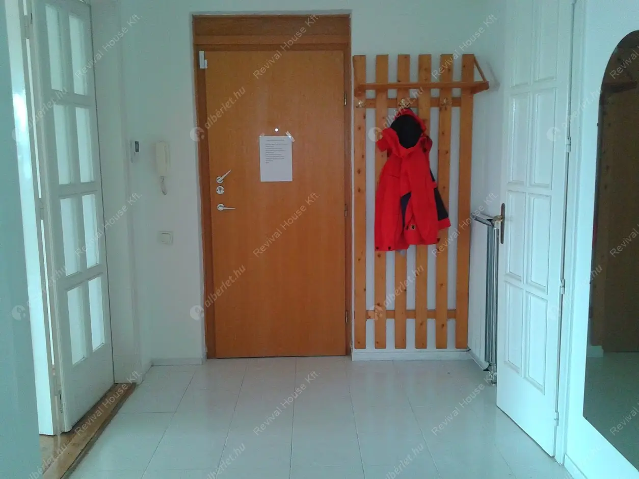 Kiadó albérlet 700000 Ft/hó áron: Budapest, II. kerület  Medve utca. Mérete: 141 nm, 4 szobás | Alberlet.hu - 4725883