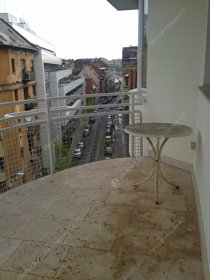 Kiadó albérlet 700000 Ft/hó áron: Budapest, II. kerület  Medve utca. Mérete: 141 nm, 4 szobás | Alberlet.hu - 4725885