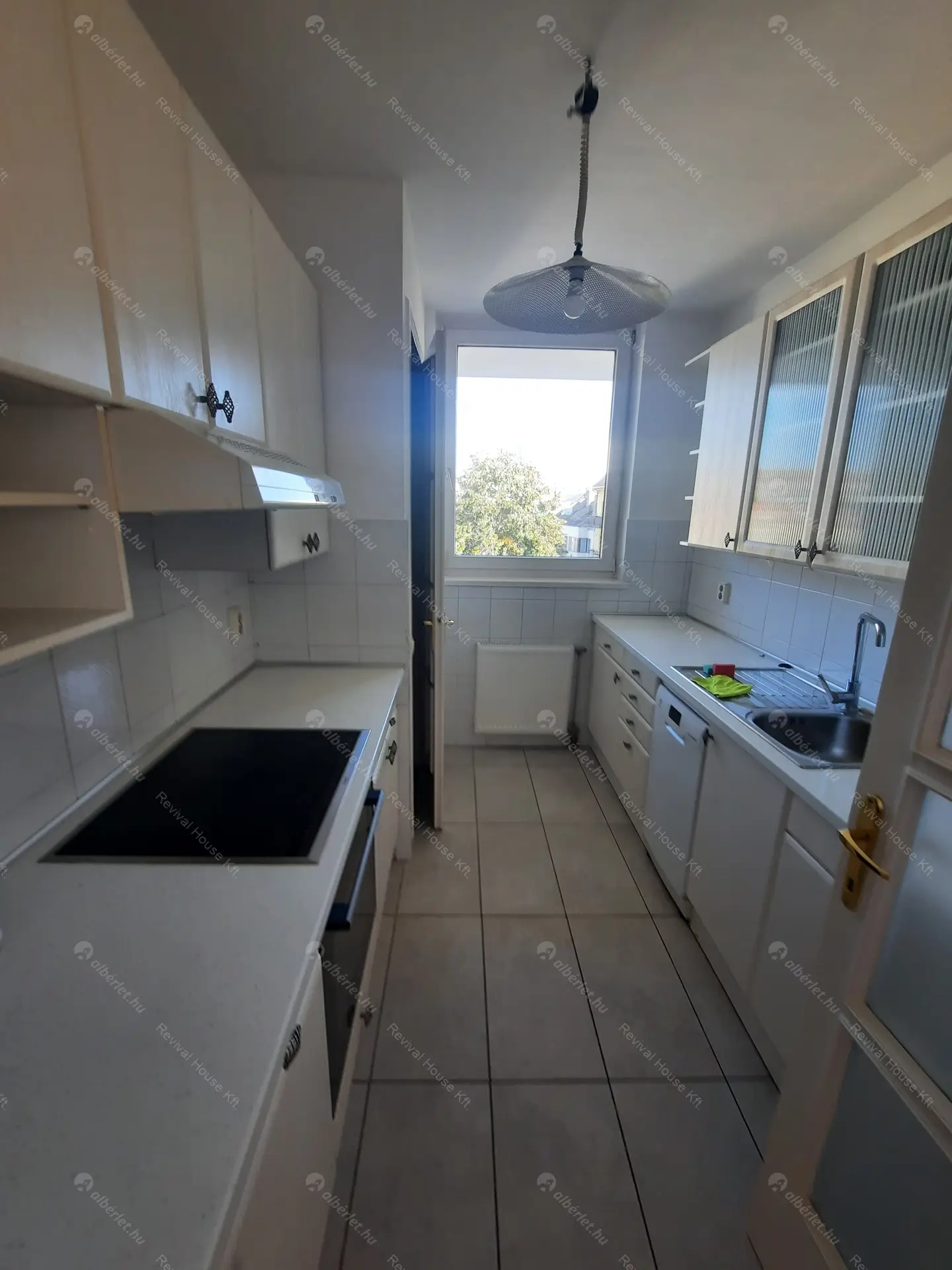 Kiadó albérlet 700000 Ft/hó áron: Budapest, II. kerület  Medve utca. Mérete: 141 nm, 4 szobás | Alberlet.hu - 6109502