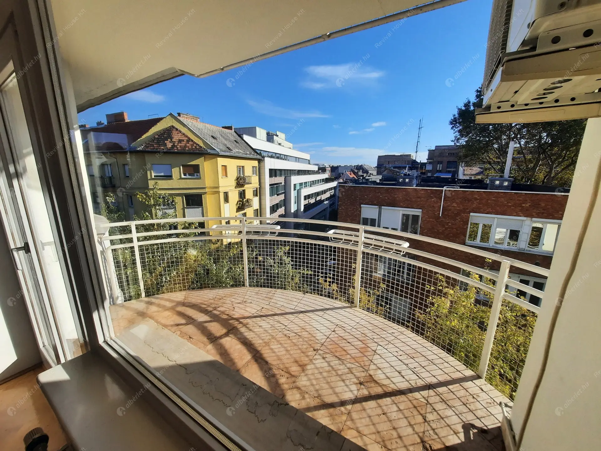 Kiadó albérlet 700000 Ft/hó áron: Budapest, II. kerület  Medve utca. Mérete: 141 nm, 4 szobás | Alberlet.hu - 6109503