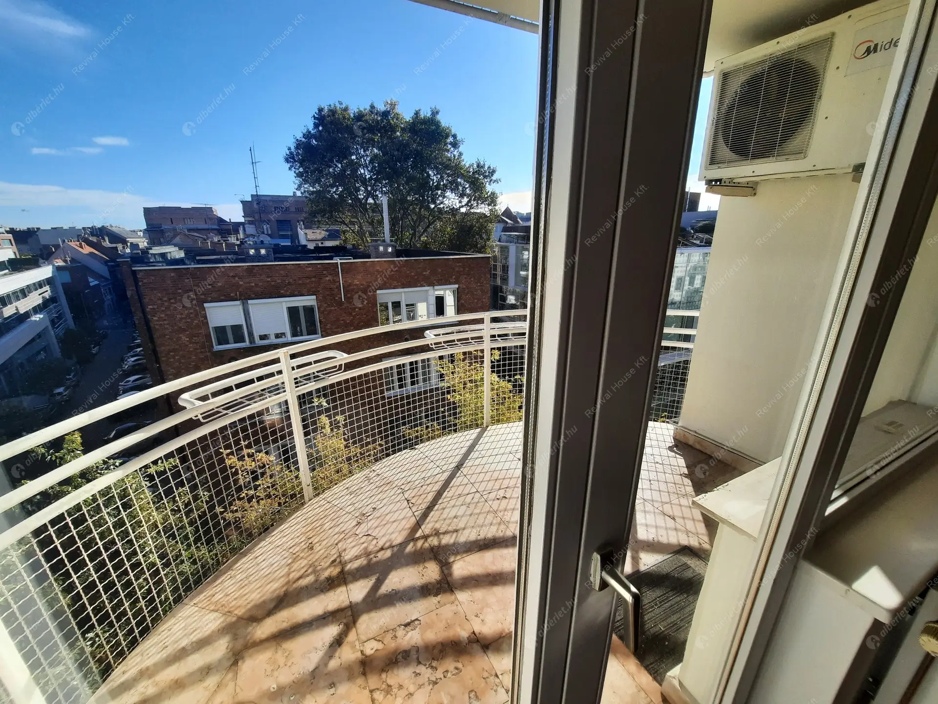 Kiadó albérlet 700000 Ft/hó áron: Budapest, II. kerület  Medve utca. Mérete: 141 nm, 4 szobás | Alberlet.hu - 6109504