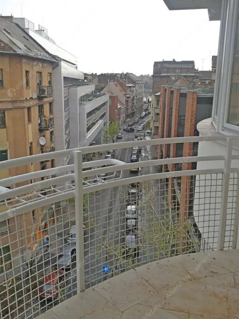 Kiadó albérlet 707000 Ft/hó áron: Budapest, II. kerület  Medve utca. Mérete: 141 nm, 4 szobás | Alberlet.hu - 6519162