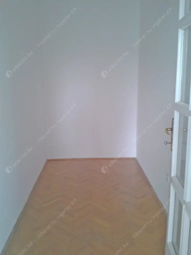 Kiadó albérlet 707000 Ft/hó áron: Budapest, II. kerület  Medve utca. Mérete: 141 nm, 4 szobás | Alberlet.hu - 6519173