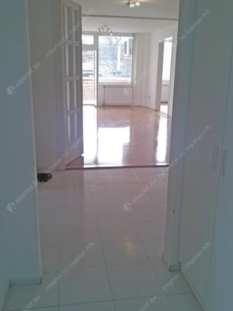 Kiadó albérlet 707000 Ft/hó áron: Budapest, II. kerület  Medve utca. Mérete: 141 nm, 4 szobás | Alberlet.hu - 6519180