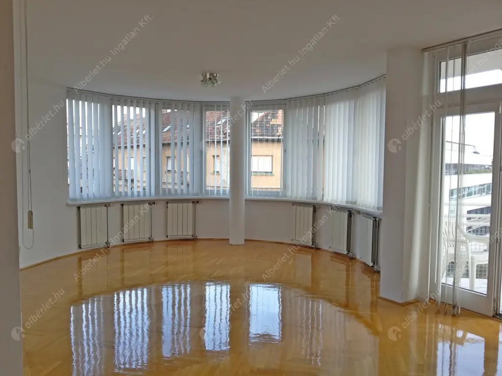 Kiadó albérlet 650000 Ft/hó áron: Budapest, II. kerület  Medve utca. Mérete: 141 nm, 4 szobás | Alberlet.hu - 6627898