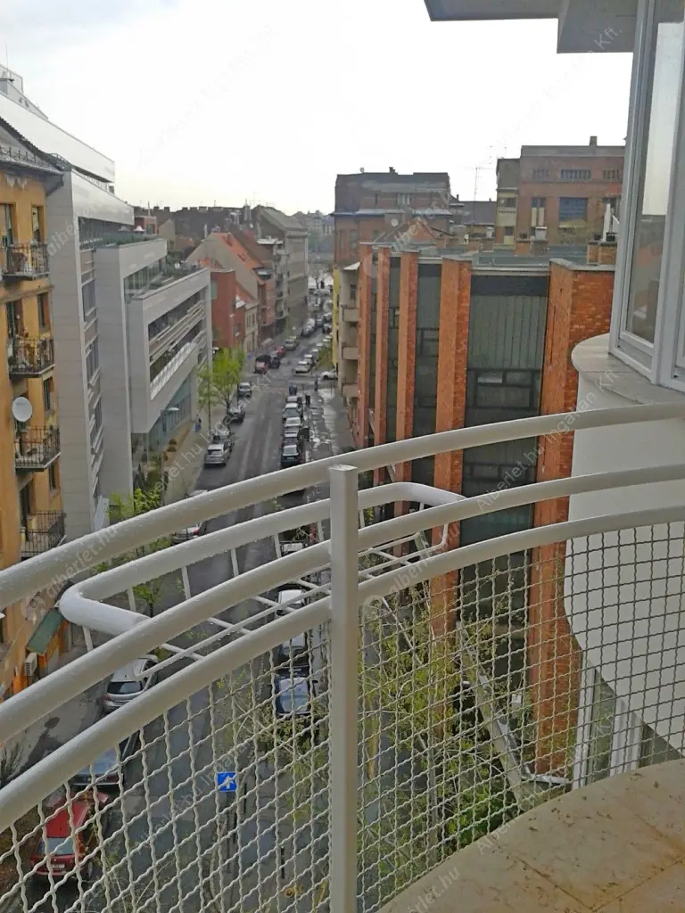 Kiadó albérlet 650000 Ft/hó áron: Budapest, II. kerület  Medve utca. Mérete: 141 nm, 4 szobás | Alberlet.hu - 6627907