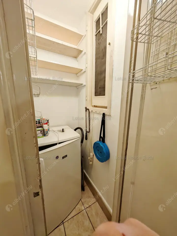 Kiadó albérlet 270000 Ft/hó áron: Budapest, II. kerület  Nagyajtai utca. Mérete: 63 nm, 2 szobás | Alberlet.hu - 6589050