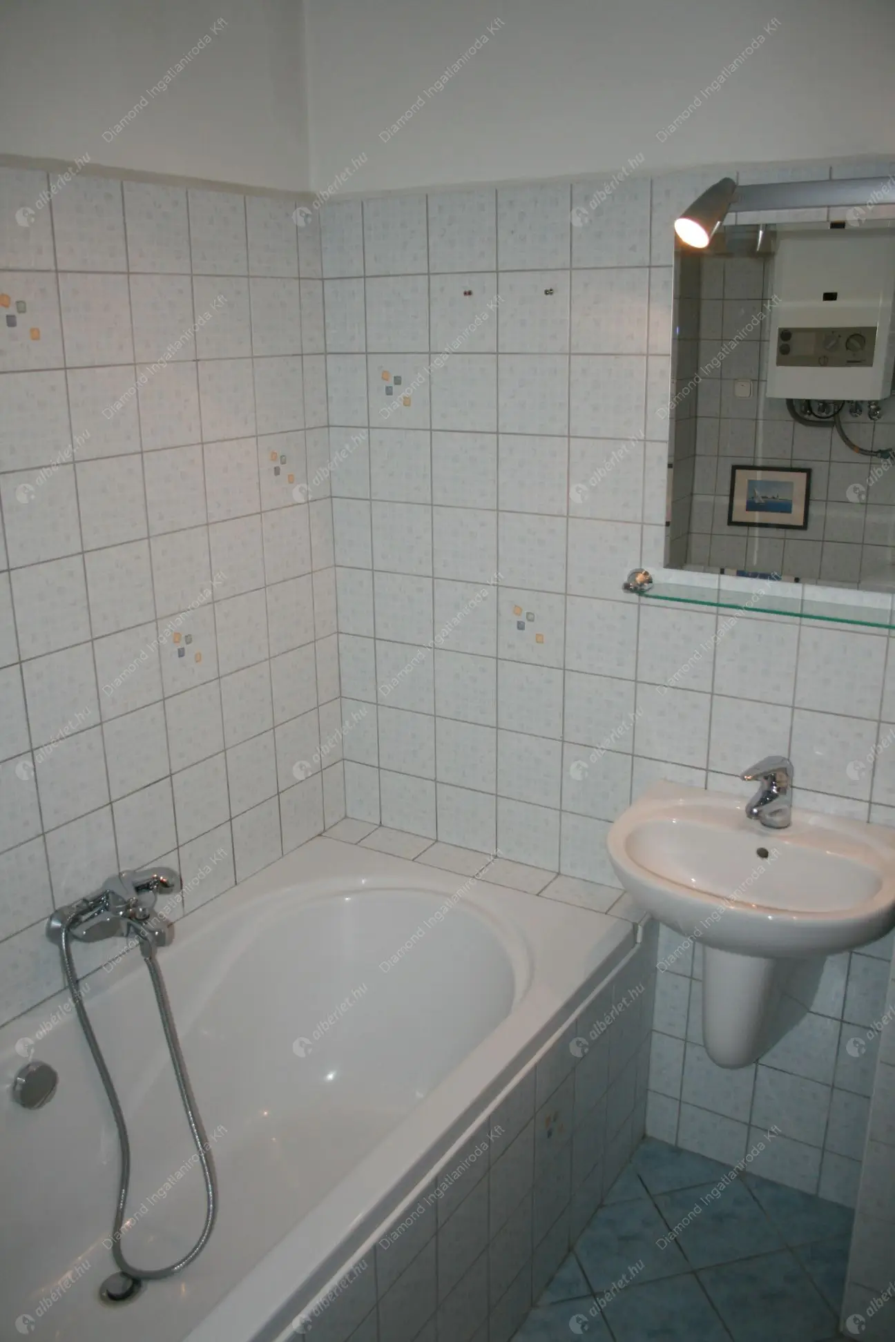 Kiadó albérlet 369000 Ft/hó áron: Budapest, II. kerület  Nyúl utca. Mérete: 55 nm, 2 szobás | Alberlet.hu - 6636029