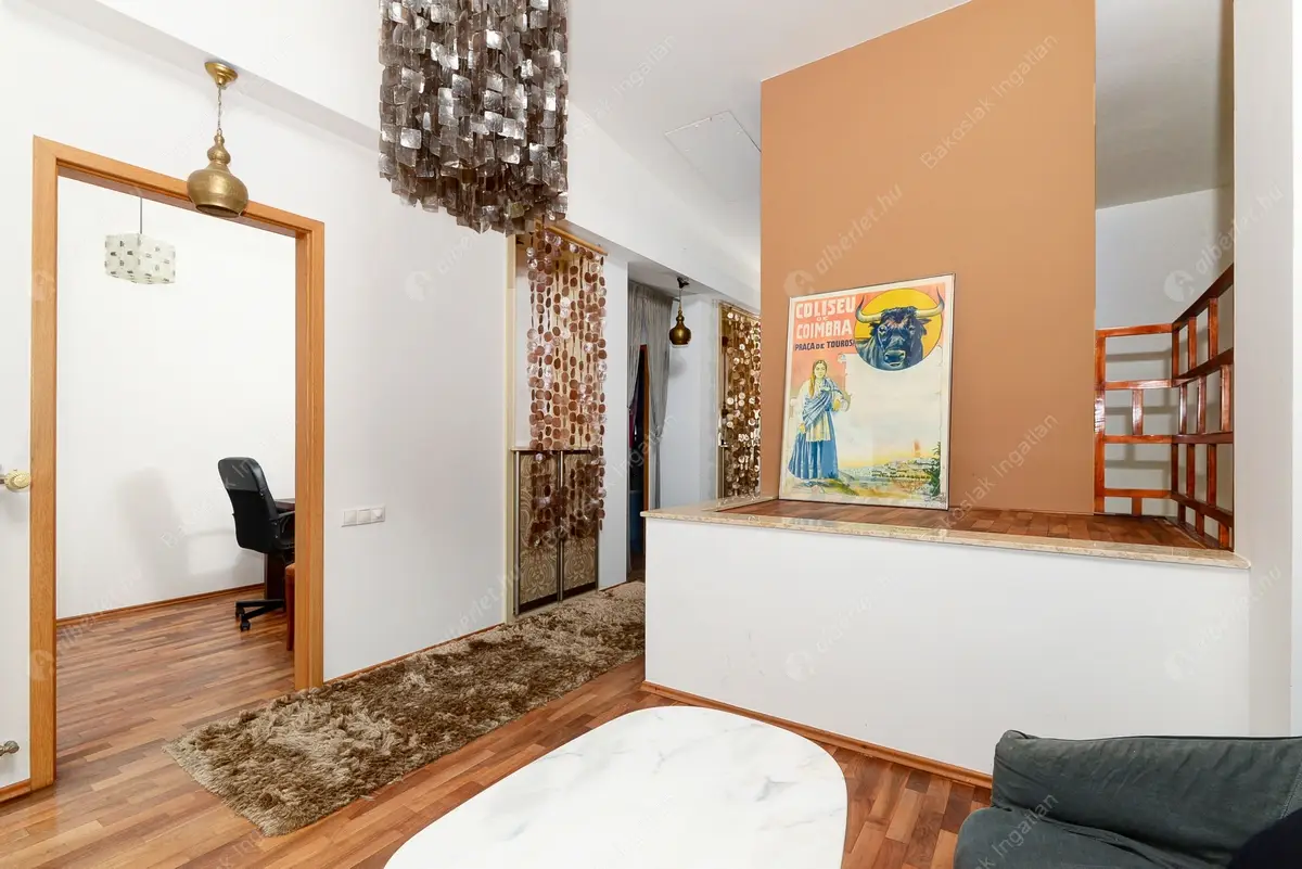 Kiadó albérlet 1747000 Ft/hó áron: Budapest, II. kerület  Pasaréti tér. Mérete: 160 nm, 4 szobás | Alberlet.hu - 5169244