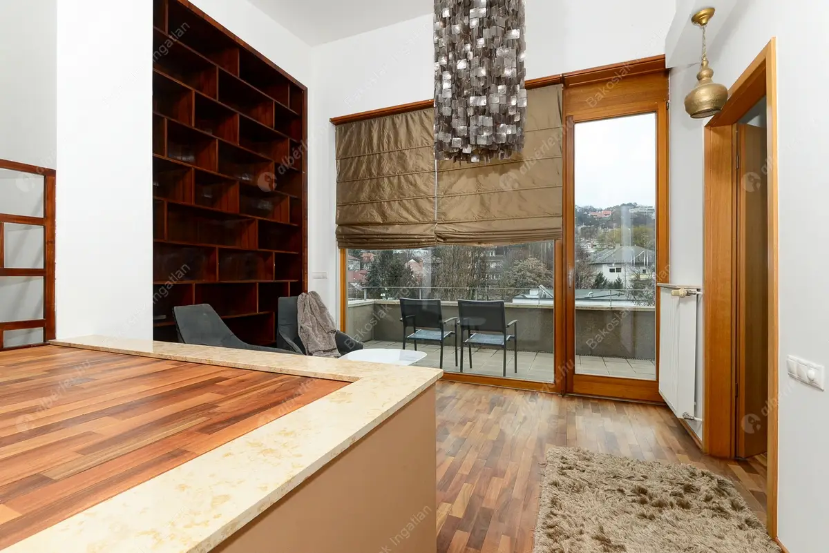 Kiadó albérlet 1747000 Ft/hó áron: Budapest, II. kerület  Pasaréti tér. Mérete: 160 nm, 4 szobás | Alberlet.hu - 5169258