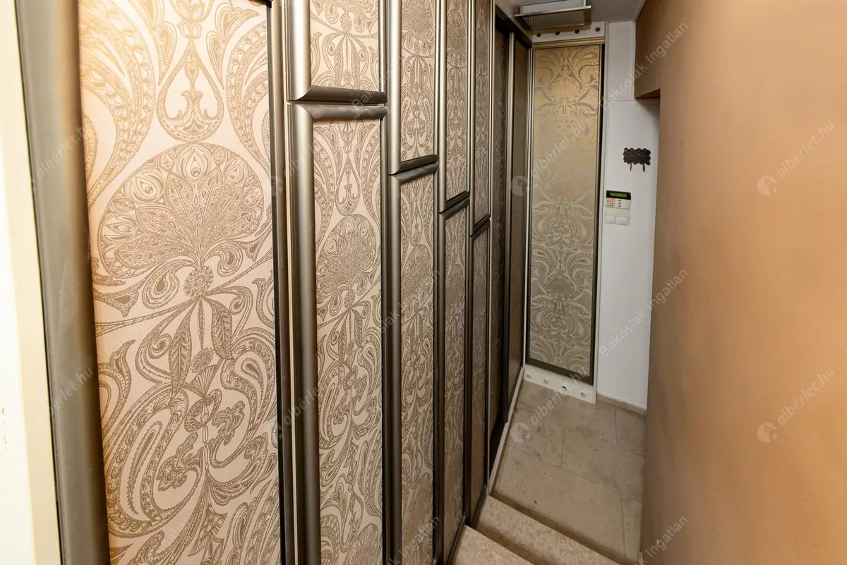 Kiadó albérlet 1747000 Ft/hó áron: Budapest, II. kerület  Pasaréti tér. Mérete: 160 nm, 4 szobás | Alberlet.hu - 5169260