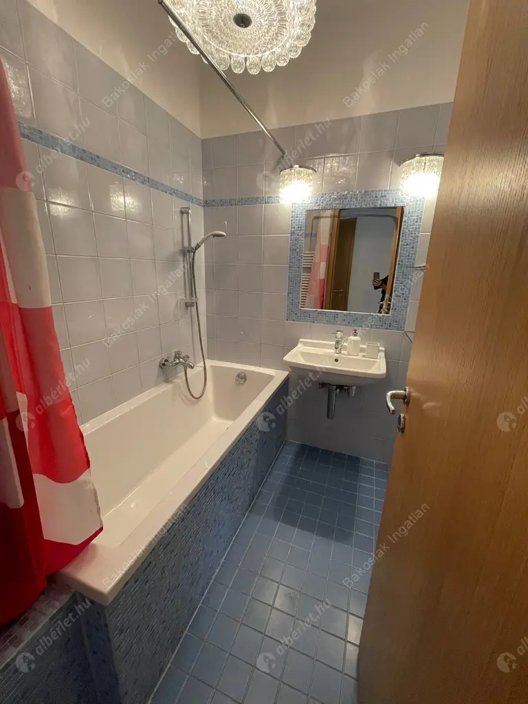 Kiadó albérlet 1747000 Ft/hó áron: Budapest, II. kerület  Pasaréti tér. Mérete: 160 nm, 4 szobás | Alberlet.hu - 5348177