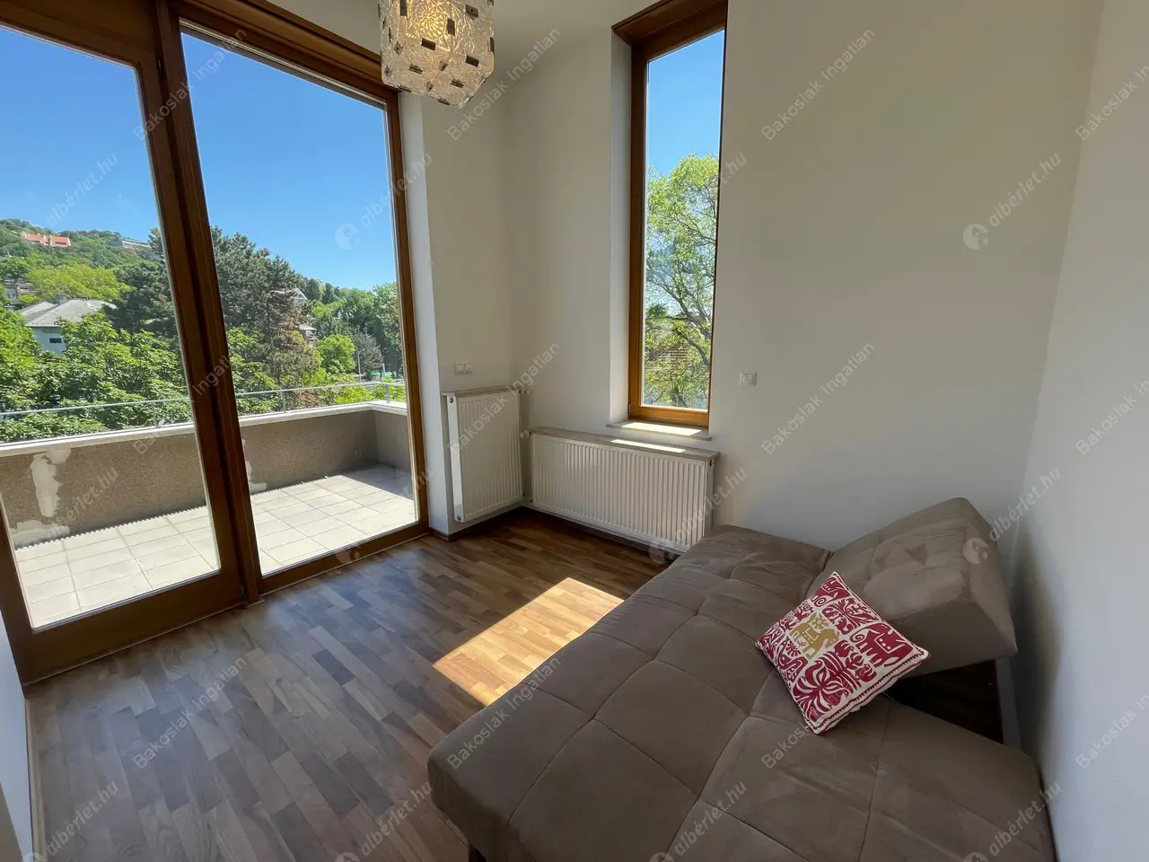 Kiadó albérlet 1747000 Ft/hó áron: Budapest, II. kerület  Pasaréti tér. Mérete: 160 nm, 4 szobás | Alberlet.hu - 5348180