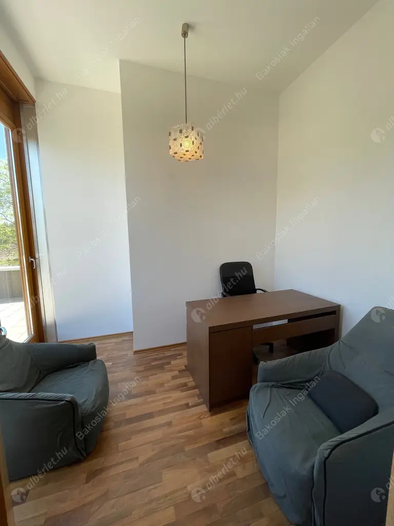 Kiadó albérlet 1747000 Ft/hó áron: Budapest, II. kerület  Pasaréti tér. Mérete: 160 nm, 4 szobás | Alberlet.hu - 5348181