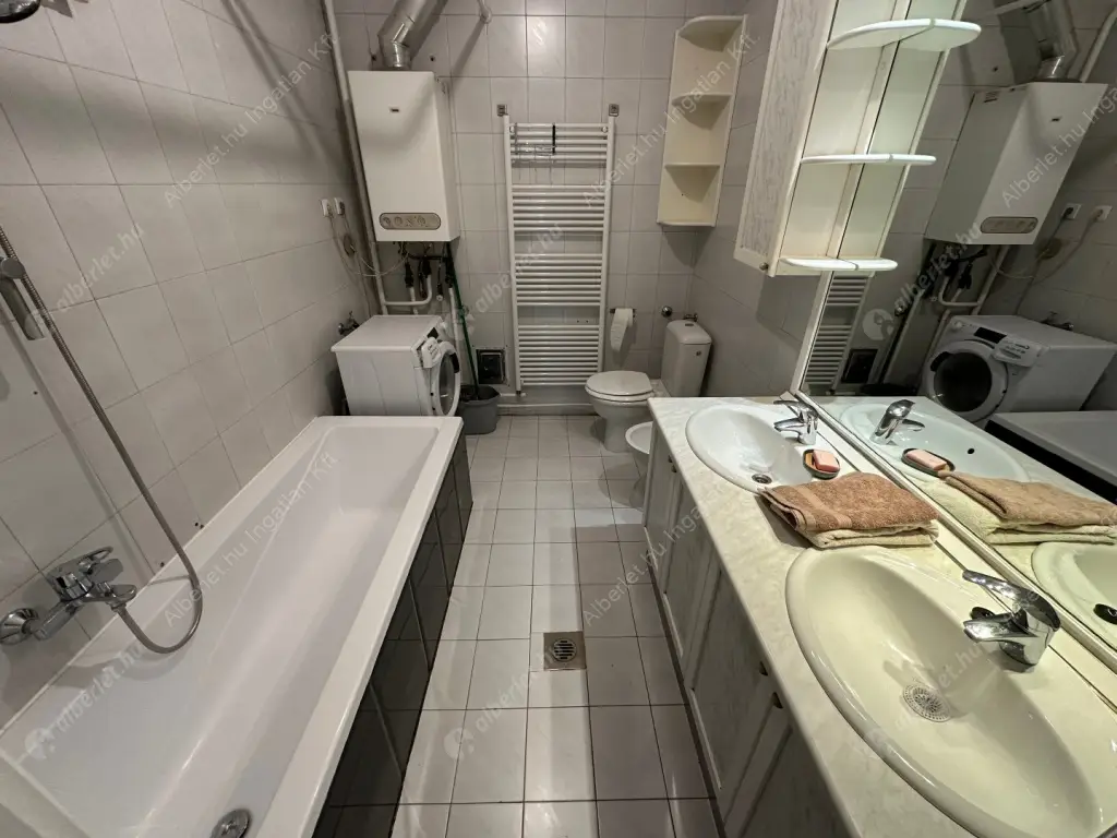 Kiadó albérlet 445000 Ft/hó áron: Budapest, II. kerület  Pasaréti út. Mérete: 100 nm, 3 szobás | Alberlet.hu - 6563374