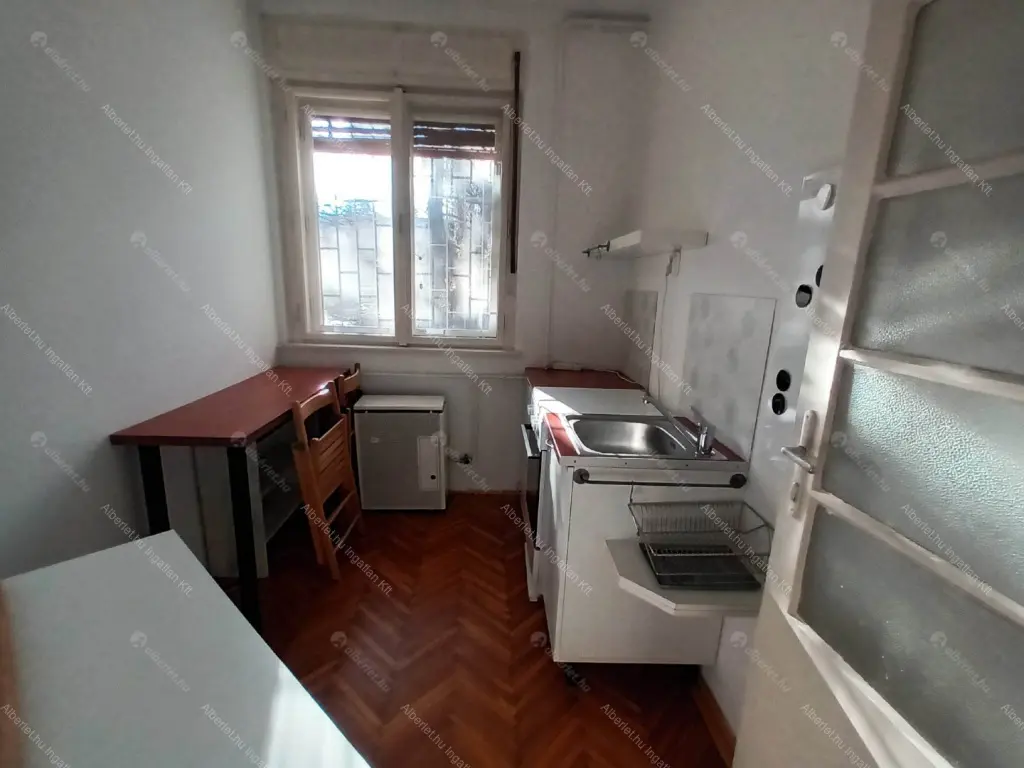 Kiadó albérlet 170000 Ft/hó áron: Budapest, II. kerület  Pasaréti út. Mérete: 35 nm, 1 szobás | Alberlet.hu - 6701451