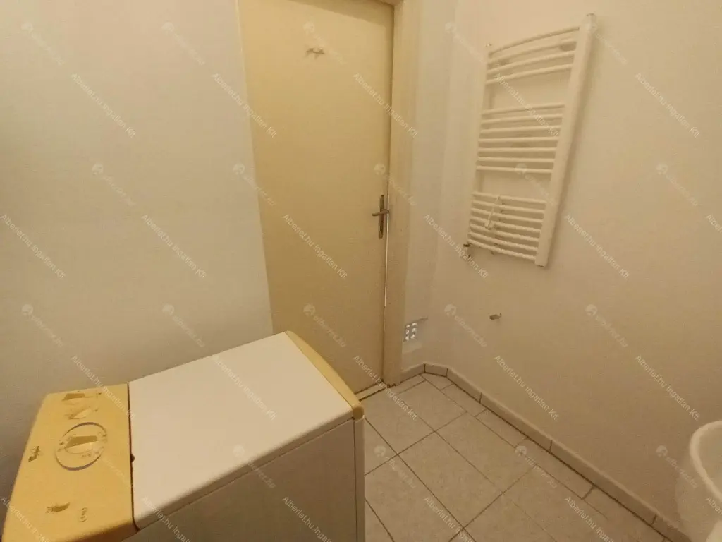 Kiadó albérlet 170000 Ft/hó áron: Budapest, II. kerület  Pasaréti út. Mérete: 35 nm, 1 szobás | Alberlet.hu - 6701455