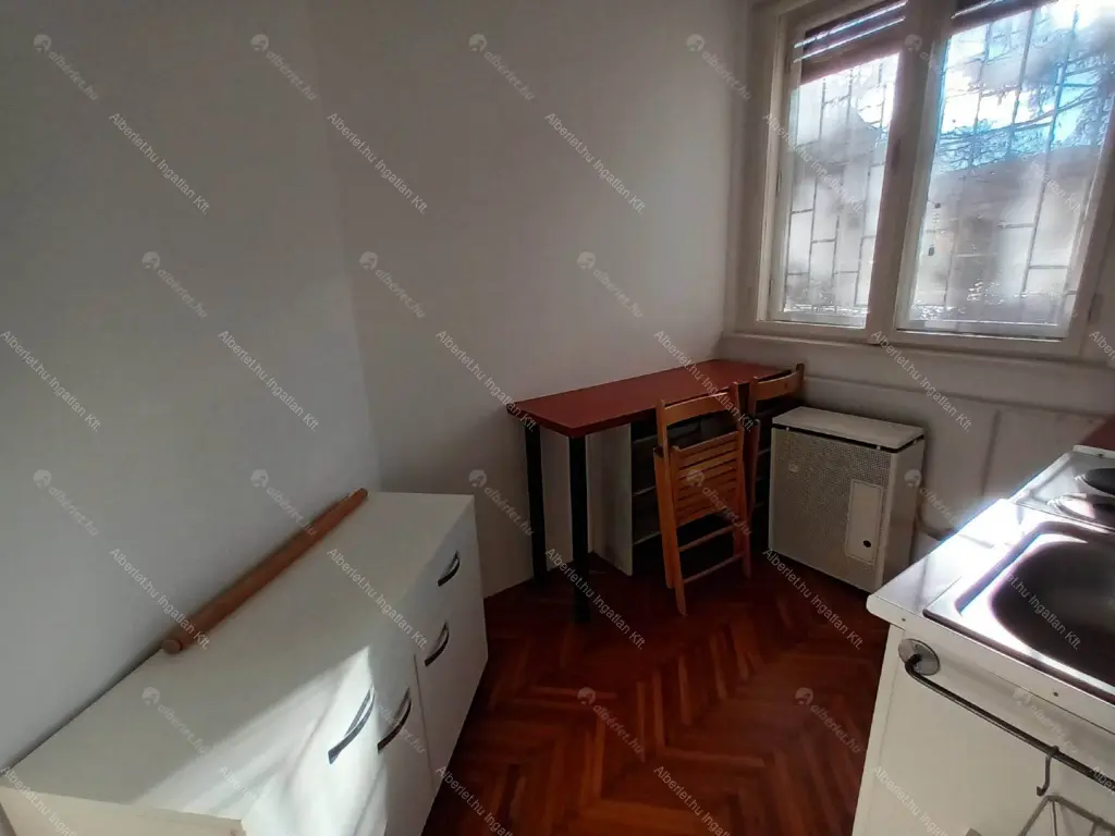 Kiadó albérlet 170000 Ft/hó áron: Budapest, II. kerület  Pasaréti út. Mérete: 35 nm, 1 szobás | Alberlet.hu - 6701458