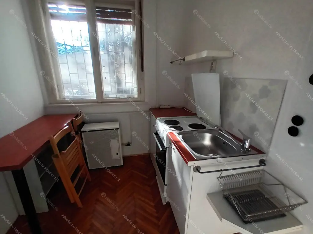 Kiadó albérlet 170000 Ft/hó áron: Budapest, II. kerület  Pasaréti út. Mérete: 35 nm, 1 szobás | Alberlet.hu - 6701463