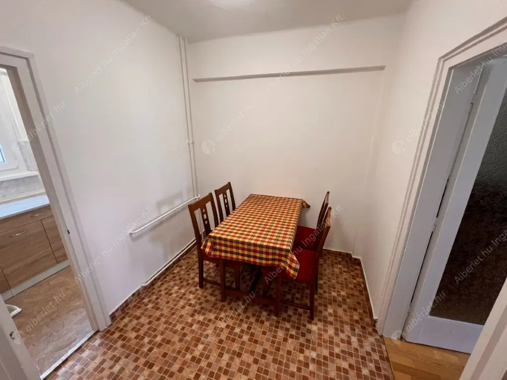 Kiadó albérlet 270000 Ft/hó áron: Budapest, II. kerület  Pasaréti út. Mérete: 53 nm, 2 szobás | Alberlet.hu - 6516146