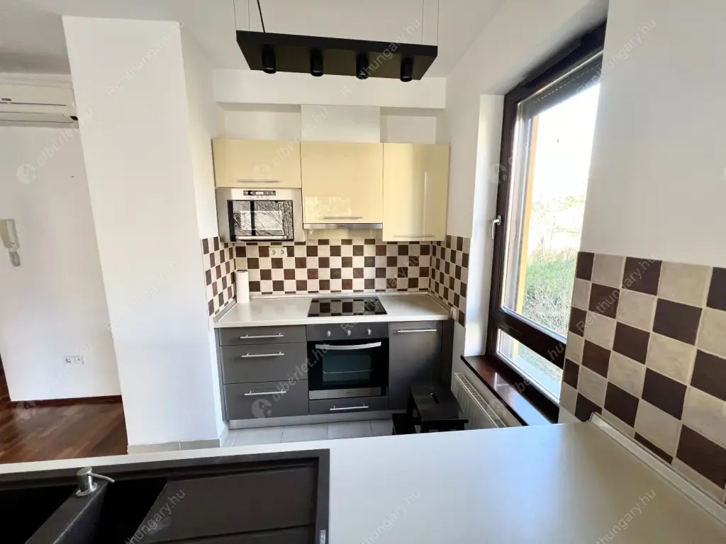 Kiadó albérlet 360000 Ft/hó áron: Budapest, II. kerület  Pasaréti út. Mérete: 57 nm, 2 szobás | Alberlet.hu - 6623345