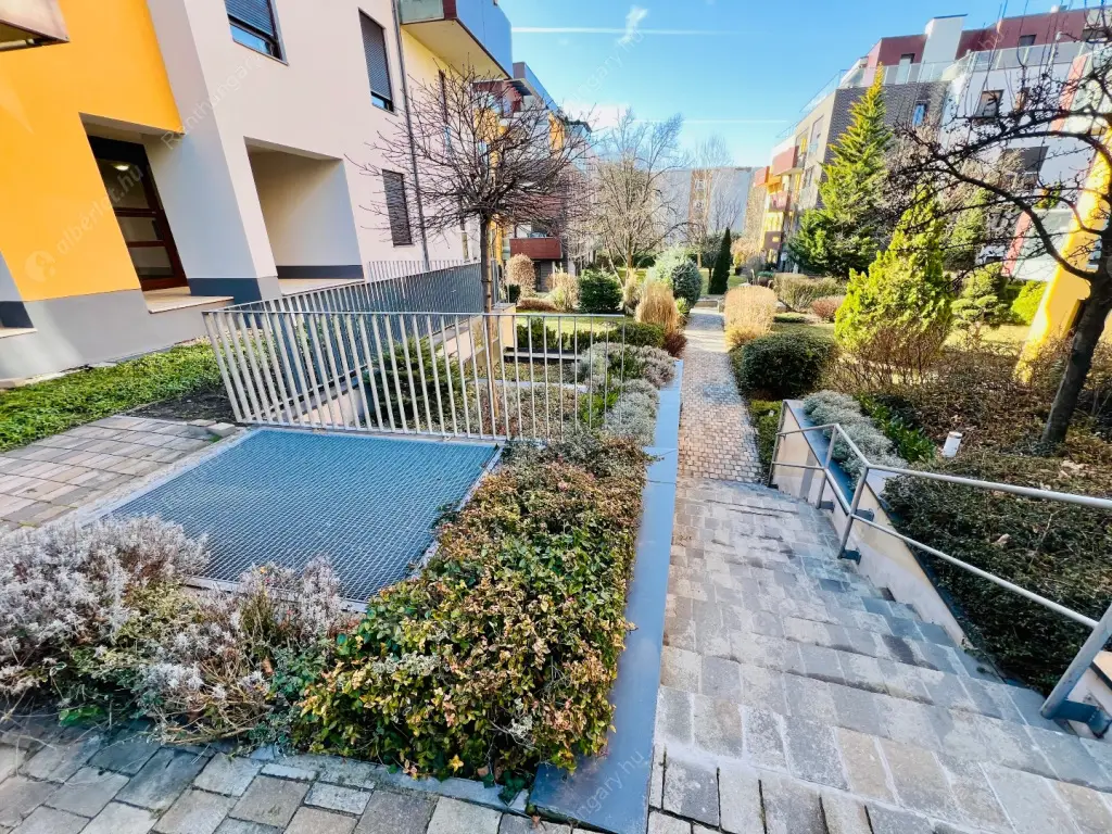 Kiadó albérlet 340000 Ft/hó áron: Budapest, II. kerület  Pasaréti út. Mérete: 57 nm, 2 szobás | Alberlet.hu - 6635799