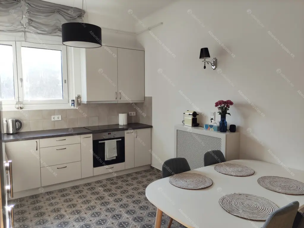 Kiadó albérlet 665000 Ft/hó áron: Budapest, II. kerület  Pázsit utca. Mérete: 94 nm, 3 szobás | Alberlet.hu - 6689804