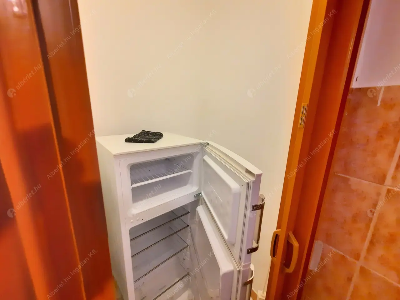 Kiadó albérlet 220000 Ft/hó áron: Budapest, II. kerület  Pengő köz. Mérete: 43 nm, 1 szobás | Alberlet.hu - 5429119