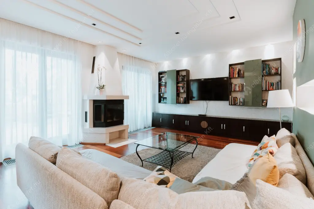 Kiadó albérlet 1336000 Ft/hó áron: Budapest, II. kerület  Pipitér utca. Mérete: 300 nm, 6 szobás | Alberlet.hu - 6515249