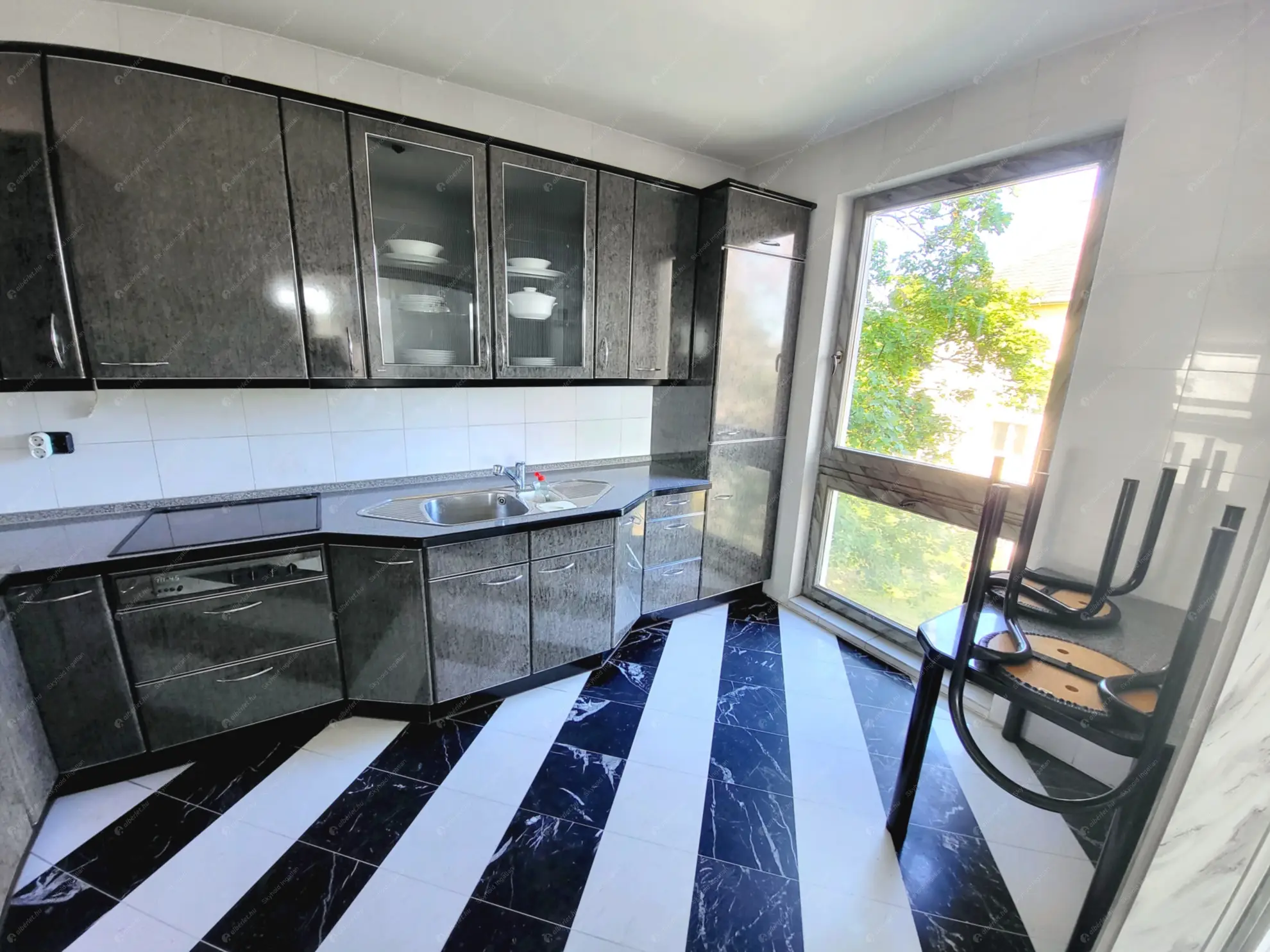 Kiadó albérlet 430000 Ft/hó áron: Budapest, II. kerület  Pusztaszeri út. Mérete: 100 nm, 3 szobás | Alberlet.hu - 6567144