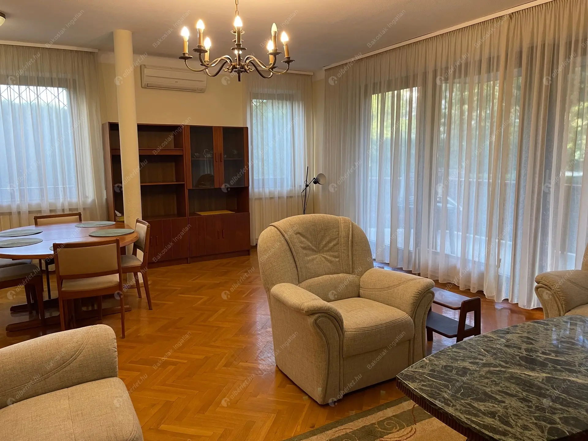 Kiadó albérlet 660000 Ft/hó áron: Budapest, II. kerület  Pusztaszeri út. Mérete: 105 nm, 3 szobás | Alberlet.hu - 6543668