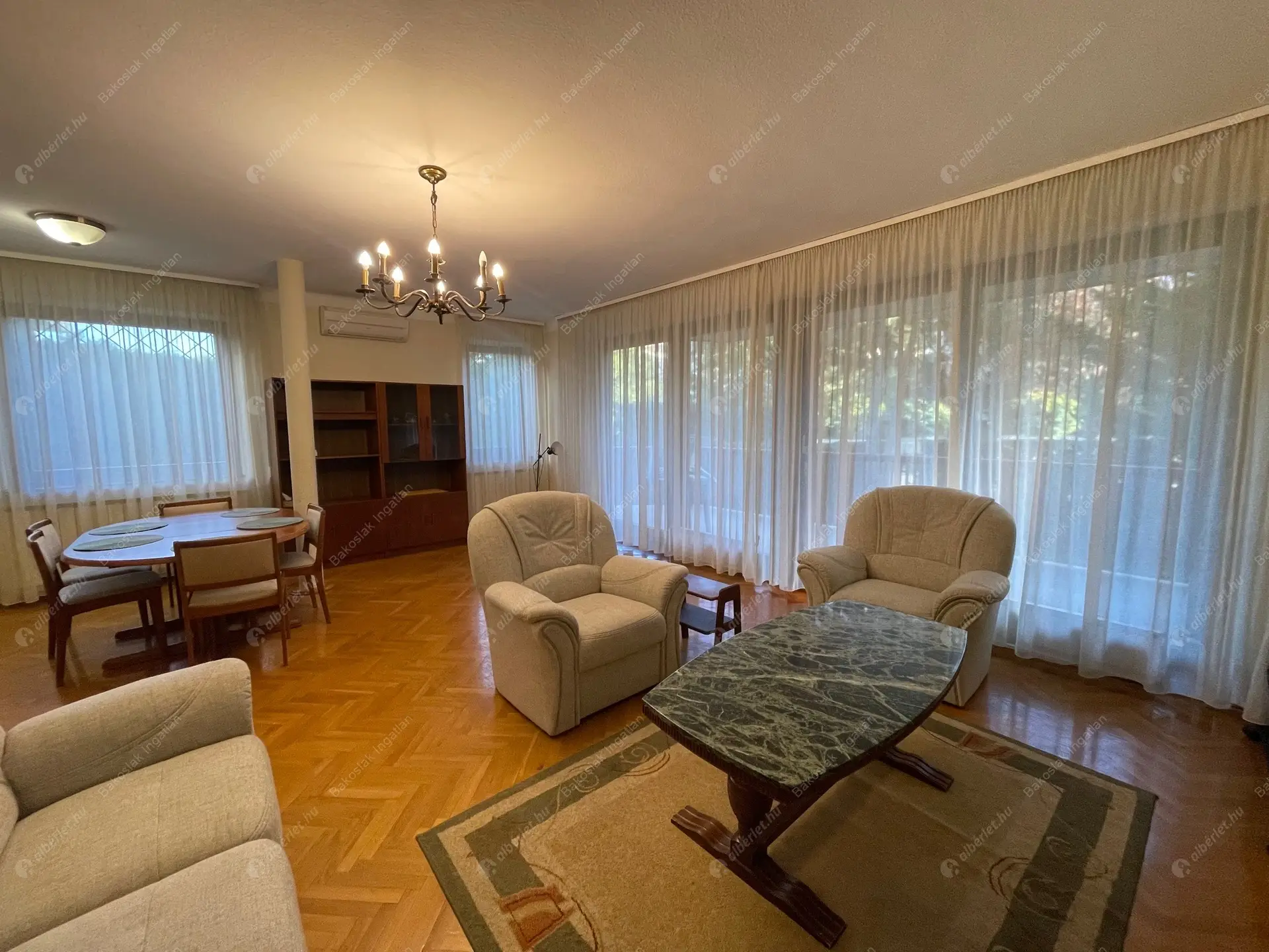 Kiadó albérlet 660000 Ft/hó áron: Budapest, II. kerület  Pusztaszeri út. Mérete: 105 nm, 3 szobás | Alberlet.hu - 6543669