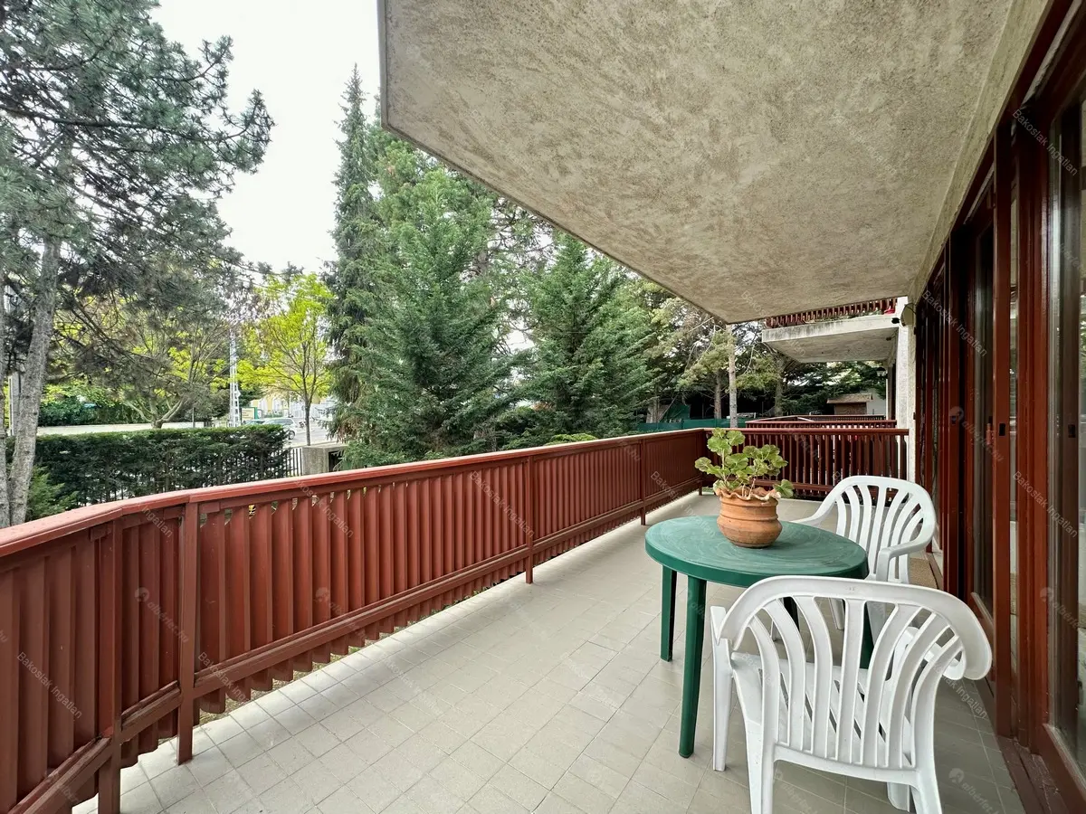 Kiadó albérlet 638000 Ft/hó áron: Budapest, II. kerület  Pusztaszeri út. Mérete: 105 nm, 3 szobás | Alberlet.hu - 6709796