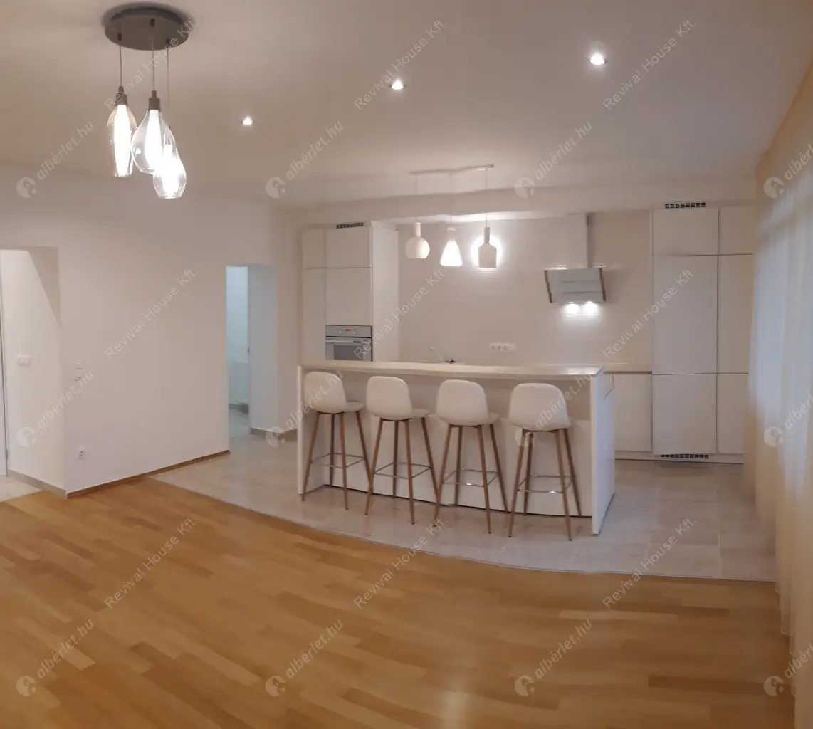 Kiadó albérlet 490000 Ft/hó áron: Budapest, II. kerület  Pusztaszeri út. Mérete: 125 nm, 4 szobás | Alberlet.hu - 5074724