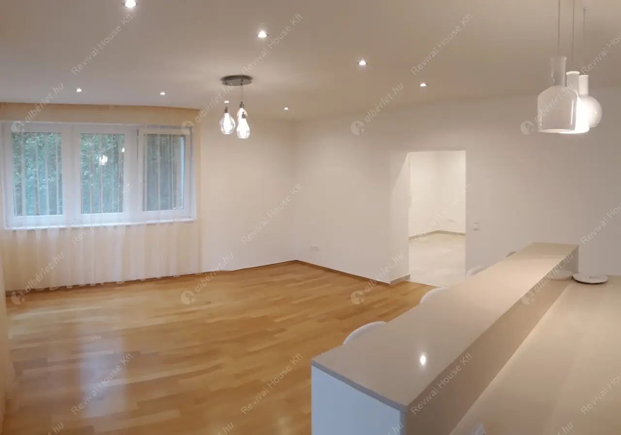 Kiadó albérlet 490000 Ft/hó áron: Budapest, II. kerület  Pusztaszeri út. Mérete: 125 nm, 4 szobás | Alberlet.hu - 5074727