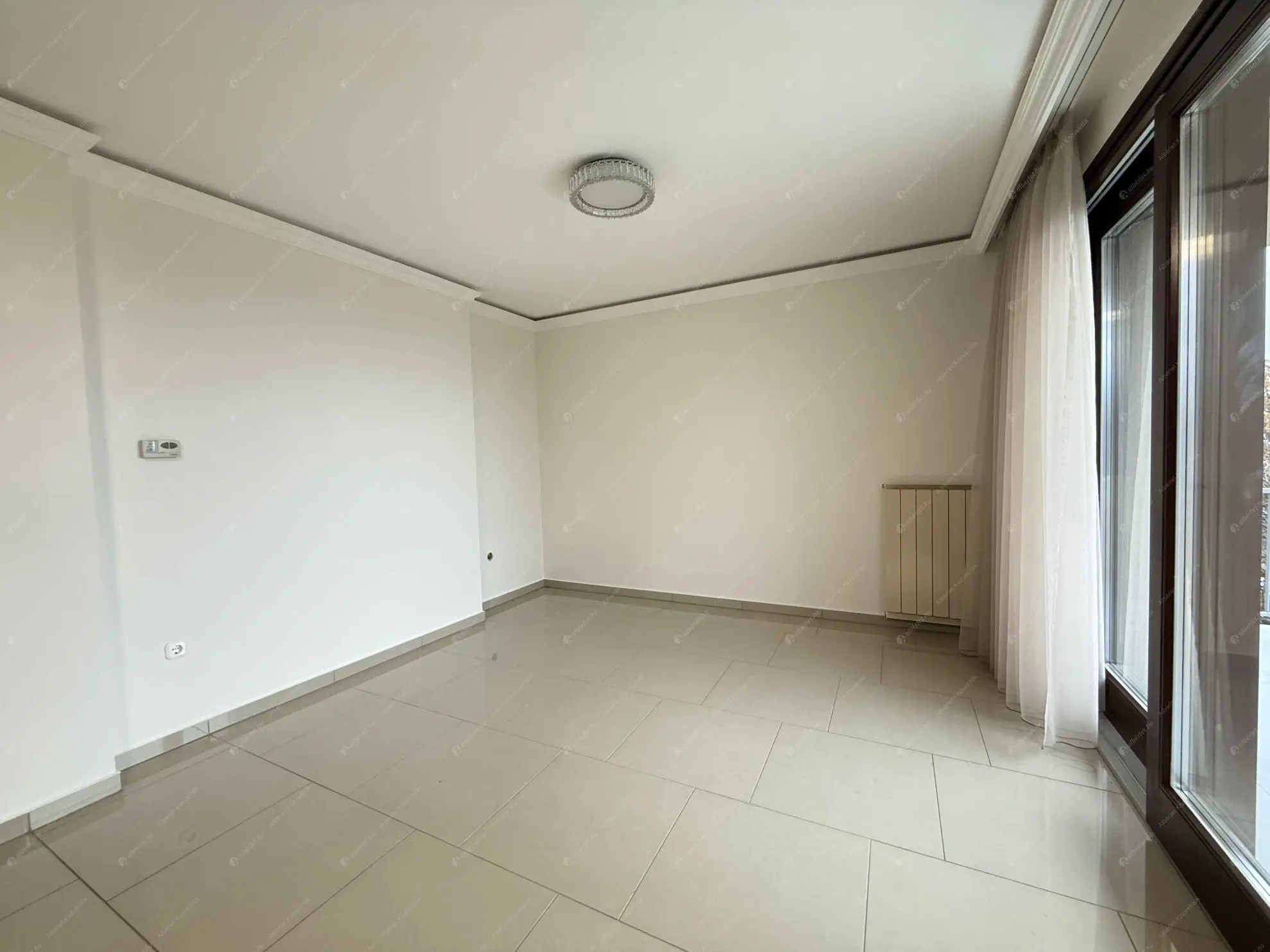 Kiadó albérlet 460000 Ft/hó áron: Budapest, II. kerület  Pusztaszeri út. Mérete: 70 nm, 2 szobás | Alberlet.hu - 6589406