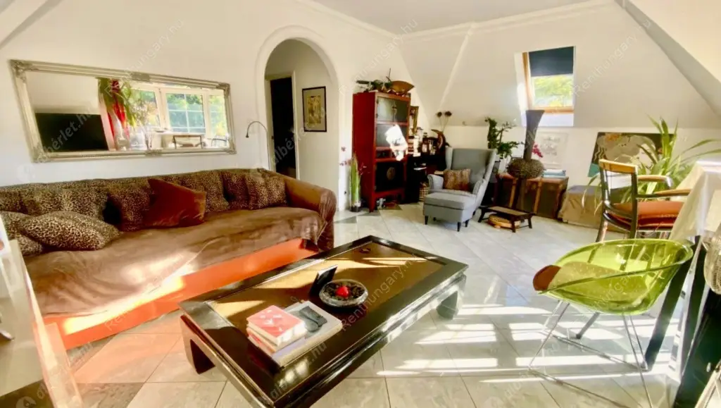 Kiadó albérlet 380000 Ft/hó áron: Budapest, II. kerület  Pusztaszeri út. Mérete: 75 nm, 1 szobás | Alberlet.hu - 6536818