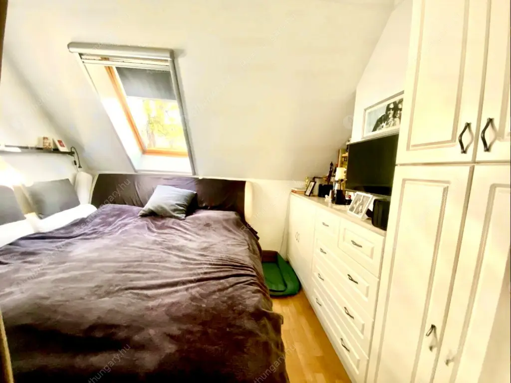 Kiadó albérlet 380000 Ft/hó áron: Budapest, II. kerület  Pusztaszeri út. Mérete: 75 nm, 1 szobás | Alberlet.hu - 6536825