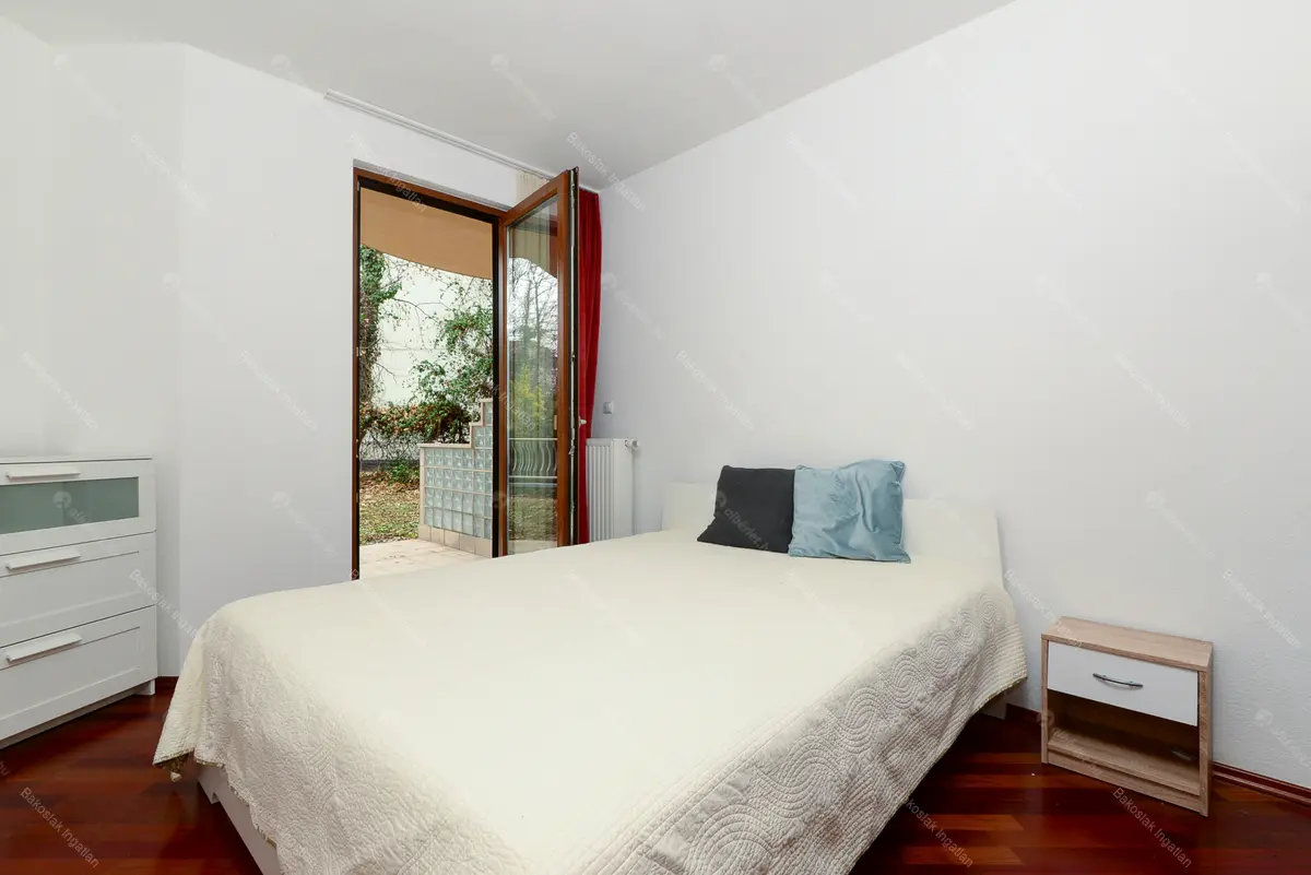 Kiadó albérlet 402000 Ft/hó áron: Budapest, II. kerület  Pusztaszeri út. Mérete: 87 nm, 3 szobás | Alberlet.hu - 5869014